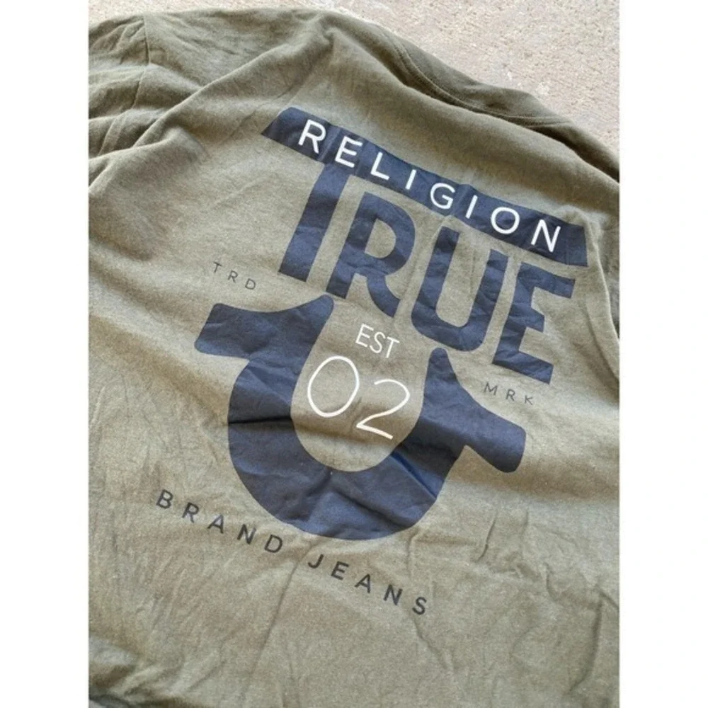 True Religion Shirt Mens XL Olive Green Graphic Tee Crewneck Casual Logo Cotton‎